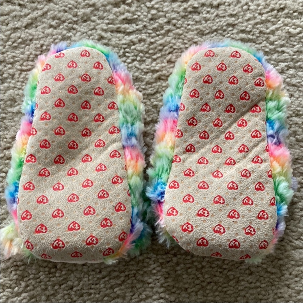 Ty Beanie‘ Boos Poodle ‘Rainbow’ Plush Slippers - Picture 4 of 6